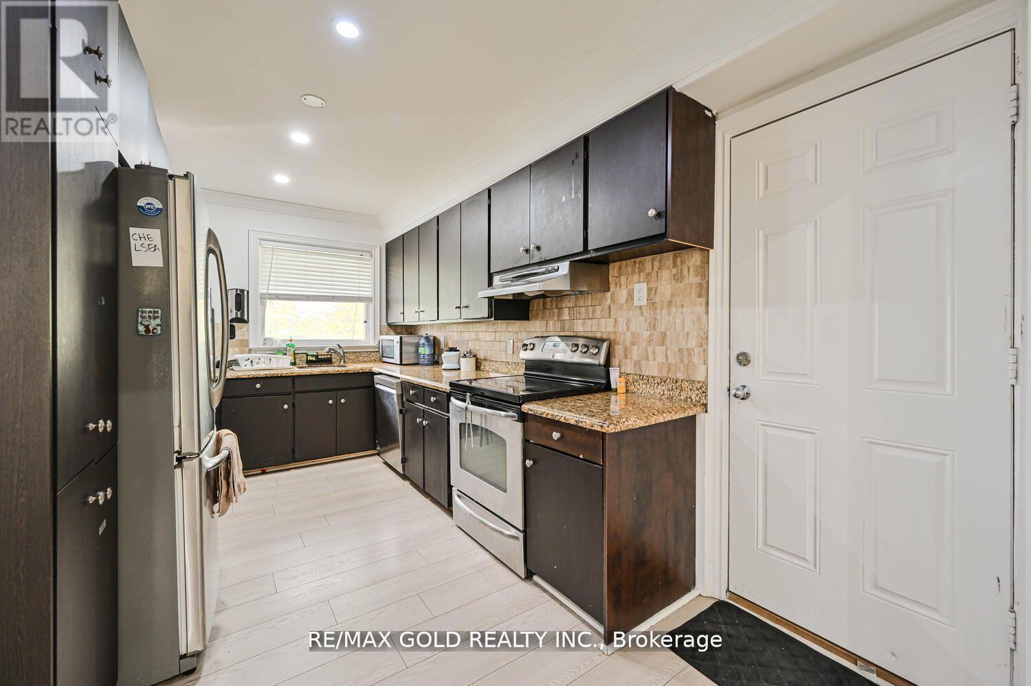 59 Marysfield Drive, Brampton, Ontario  L6P 0J2 - Photo 14 - W13233152