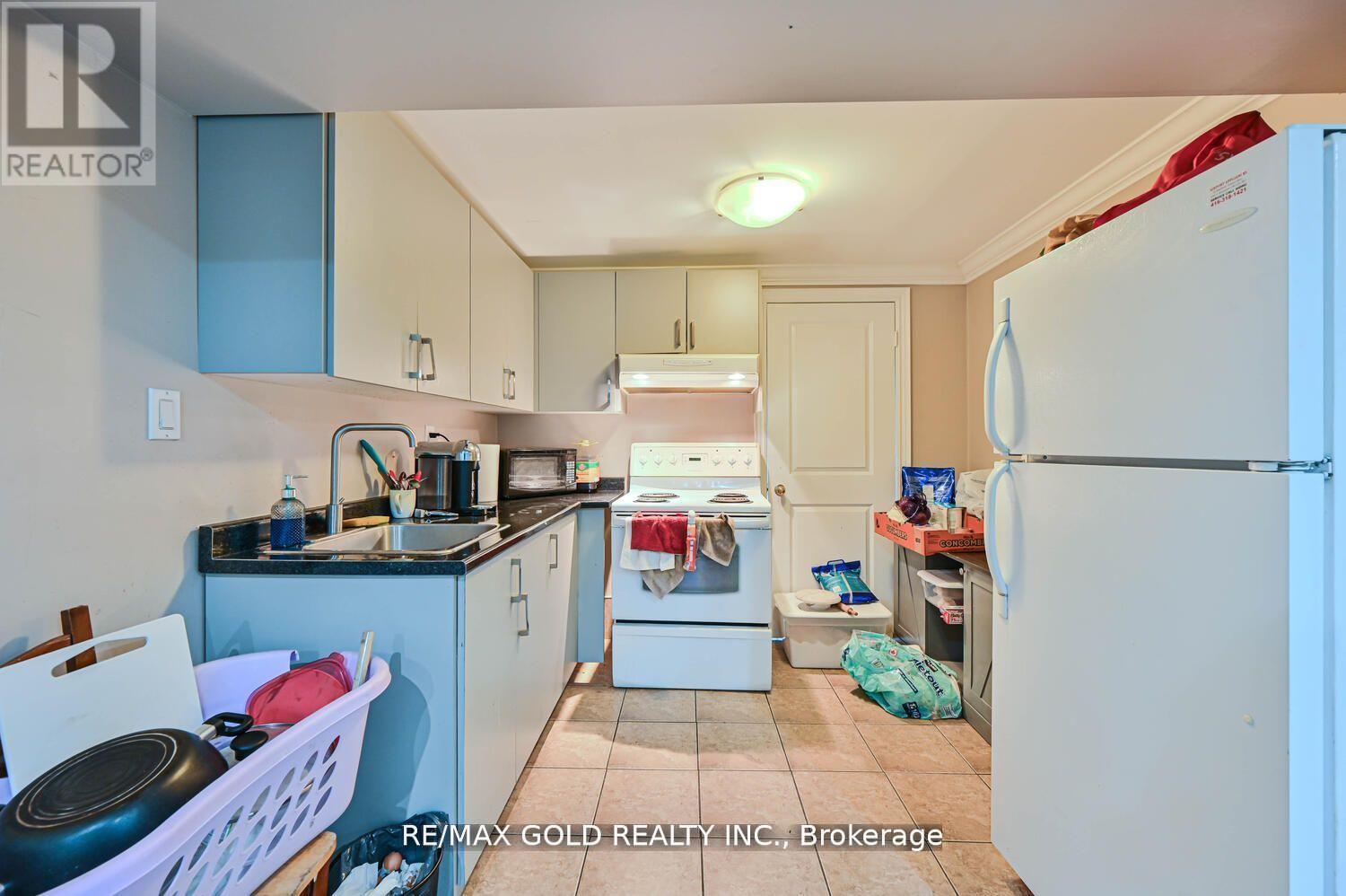 59 Marysfield Drive, Brampton, Ontario  L6P 0J2 - Photo 27 - W13233152
