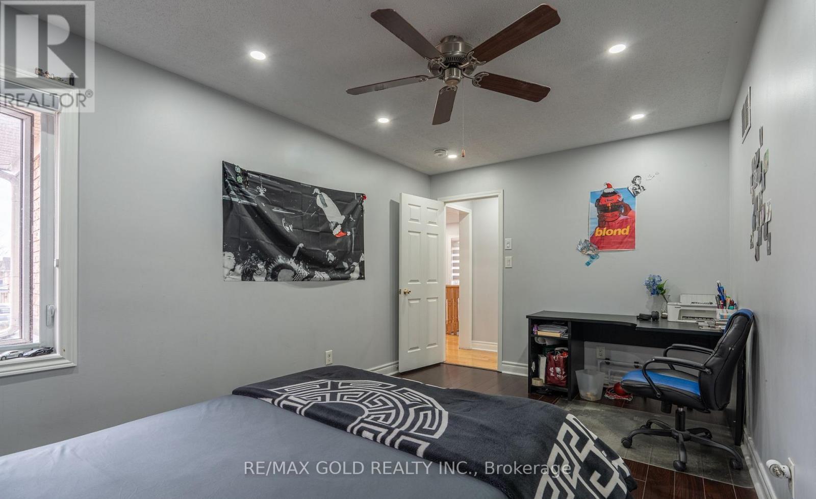 8 Bayridge Drive, Brampton, Ontario  L6P 2H8 - Photo 20 - W13233160