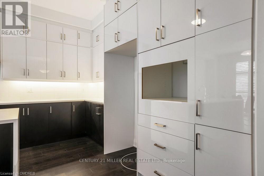1483 Varelas Passage, Oakville, Ontario  L6H 3S2 - Photo 14 - W13233164