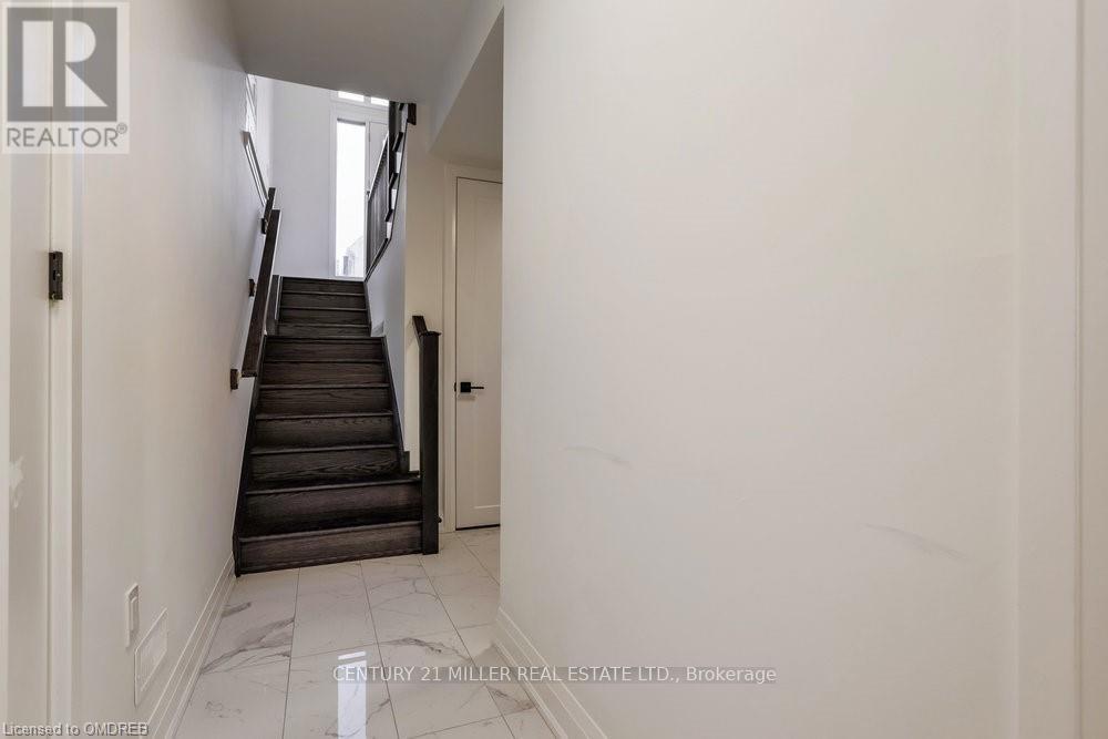 1483 Varelas Passage, Oakville, Ontario  L6H 3S2 - Photo 29 - W13233164