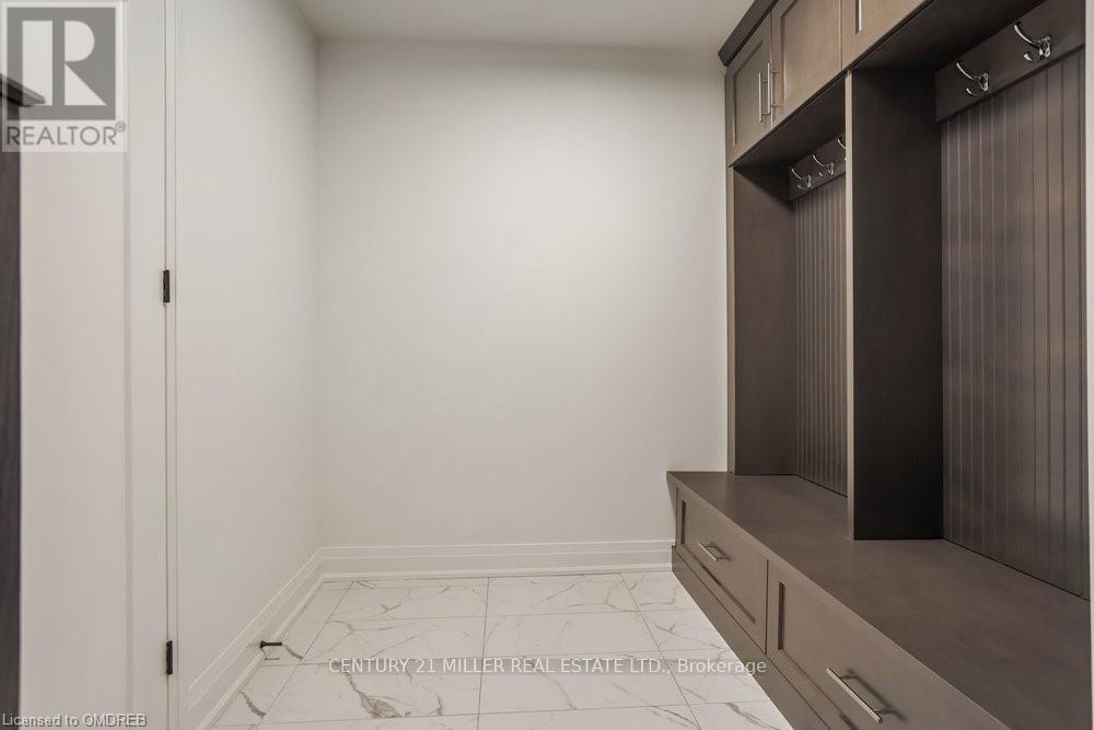 1483 Varelas Passage, Oakville, Ontario  L6H 3S2 - Photo 30 - W13233164
