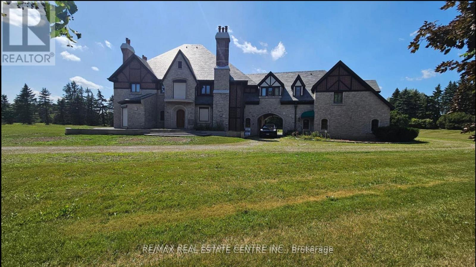 2 EDGEFOREST DRIVE, Brampton, Ontario