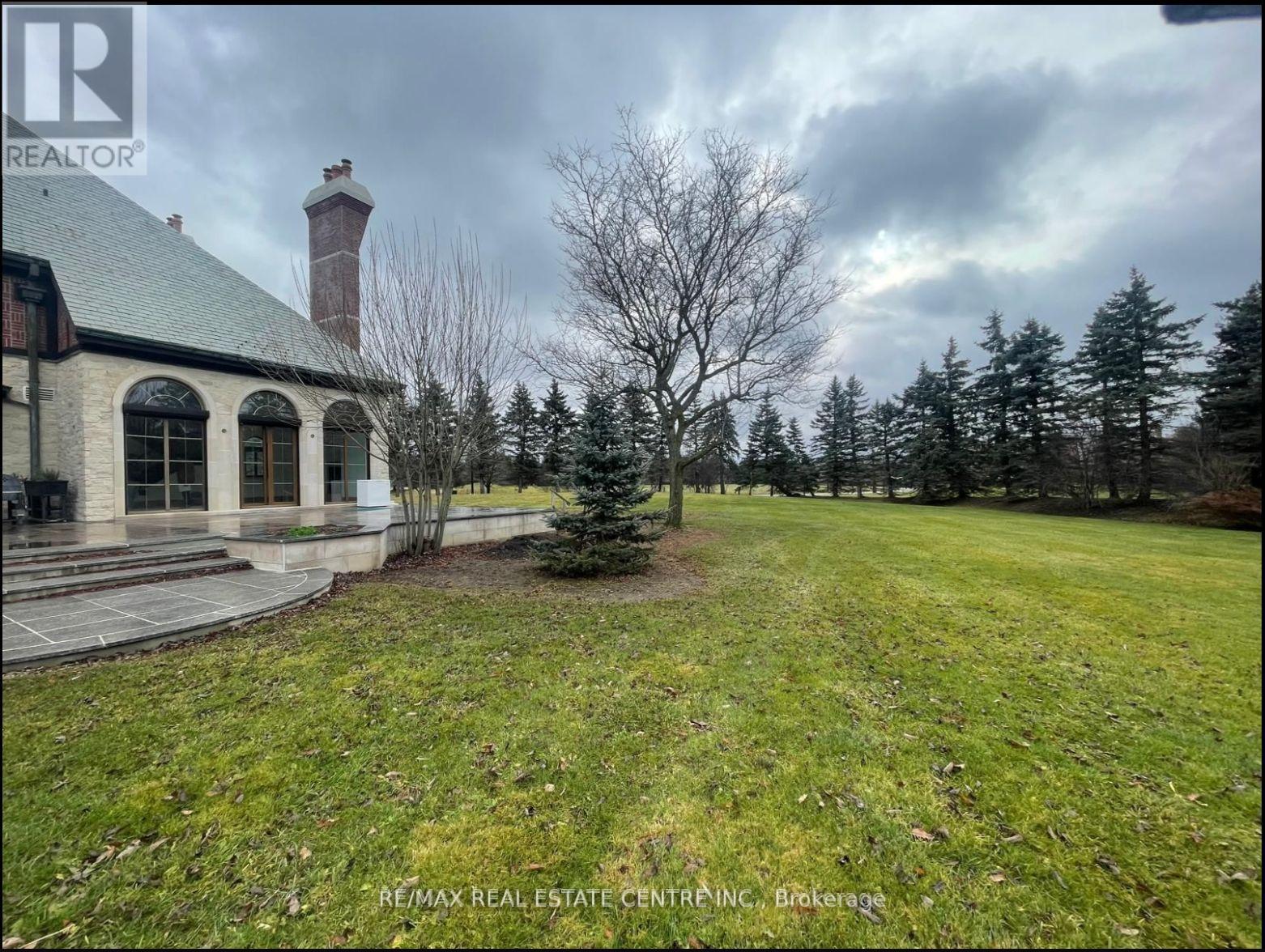 2 Edgeforest Drive, Brampton, Ontario  L6P 0E1 - Photo 8 - W13233180