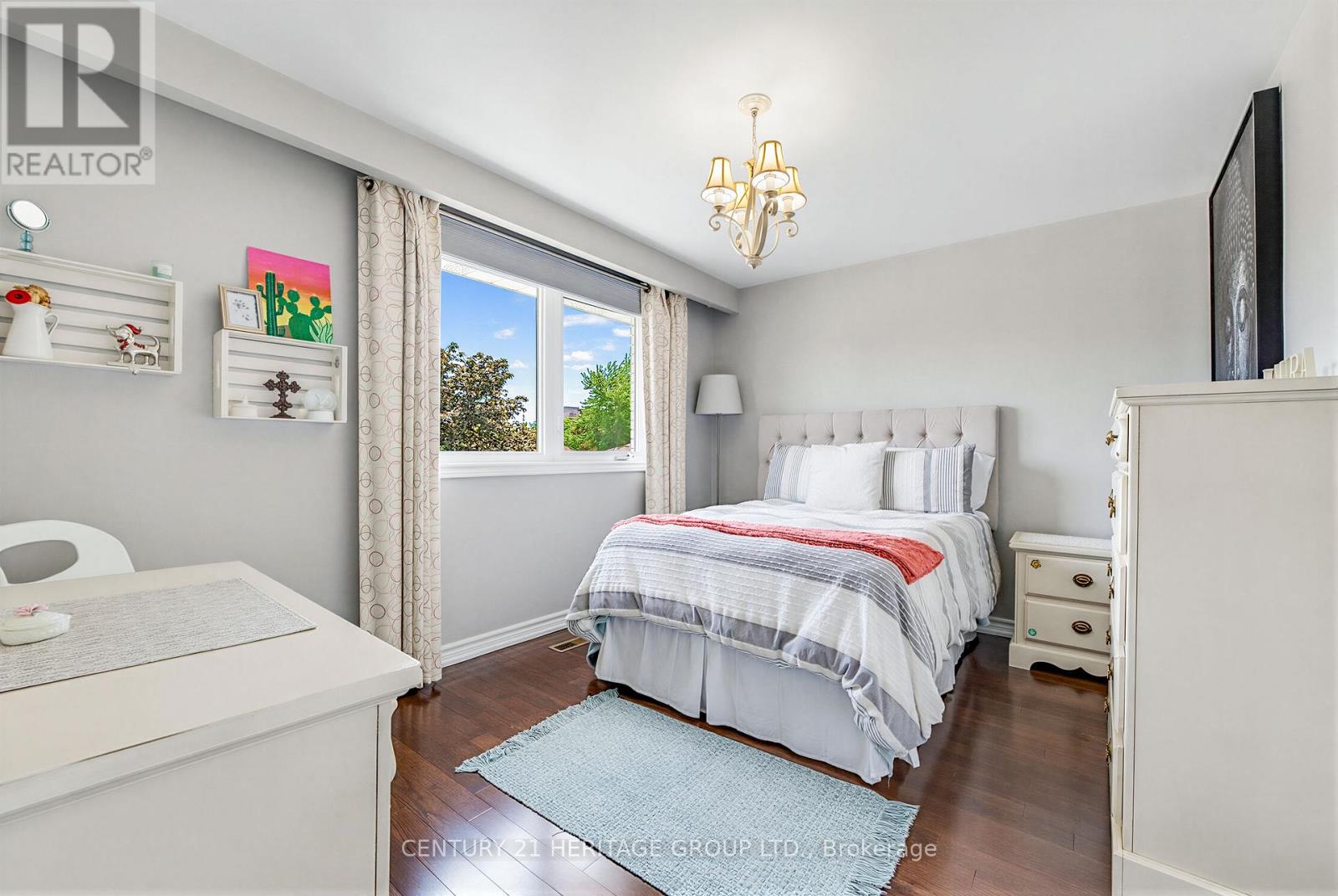 28 Manadon Drive, Toronto, Ontario  M2M 1W6 - Photo 14 - C13231100