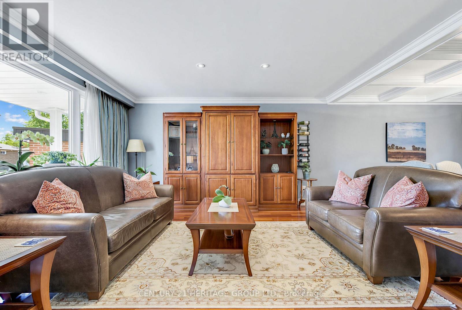 28 Manadon Drive, Toronto, Ontario  M2M 1W6 - Photo 5 - C13231100