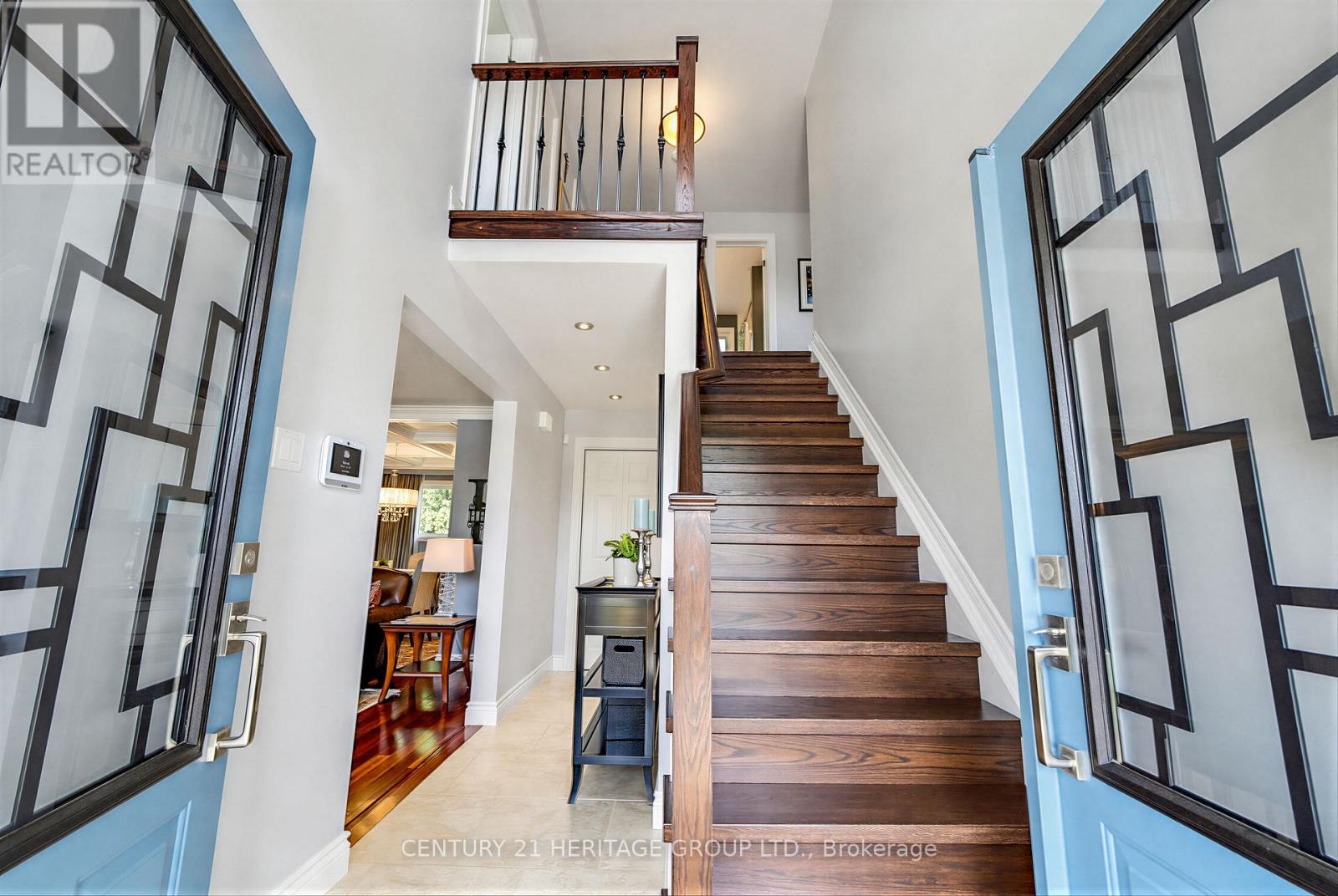 28 Manadon Drive, Toronto, Ontario  M2M 1W6 - Photo 3 - C13231100