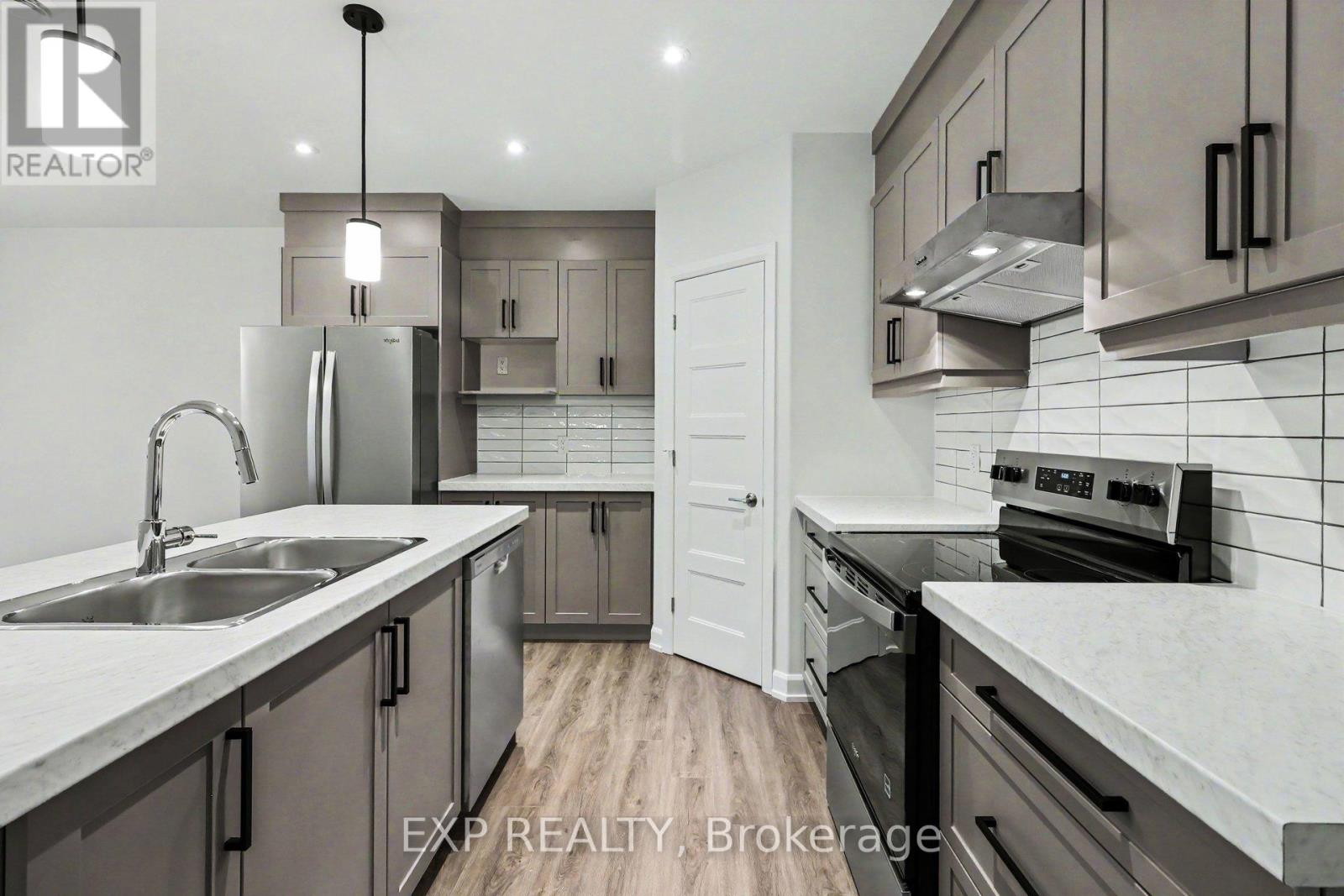 1133 Montblanc Crescent, Russell, Ontario  K0A 1W0 - Photo 11 - X12866036