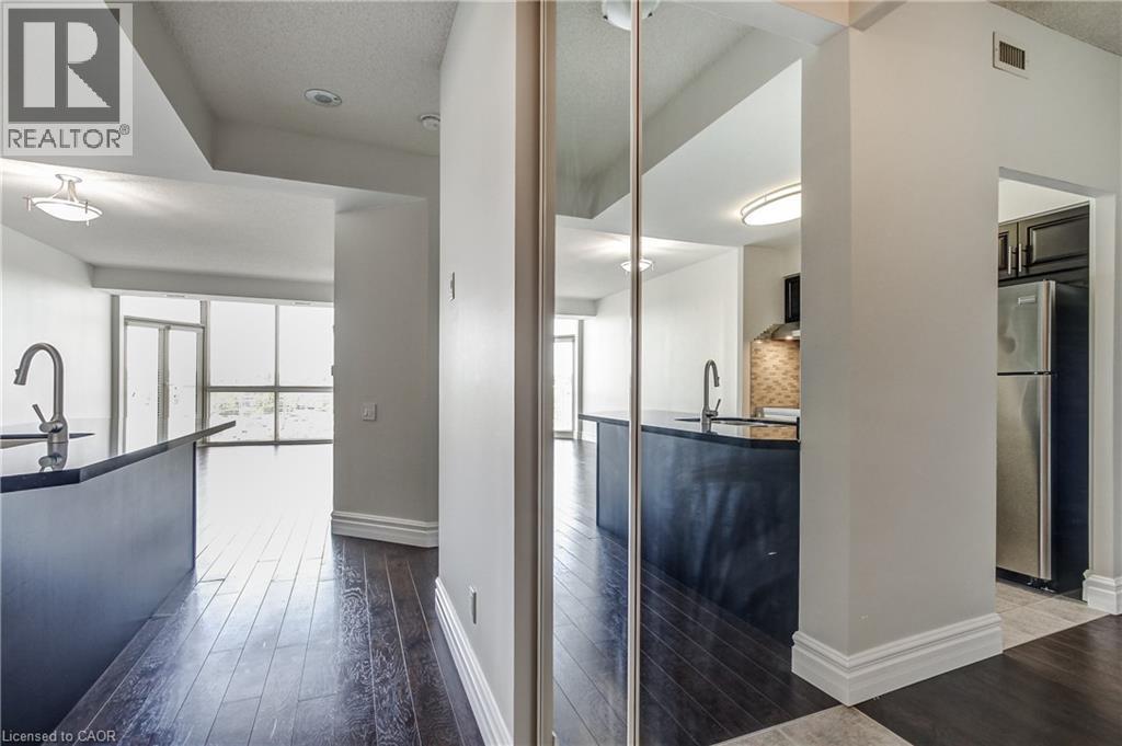 50 Old Mill Road Unit# 607, Oakville, Ontario  L6J 7W1 - Photo 6 - 40836111