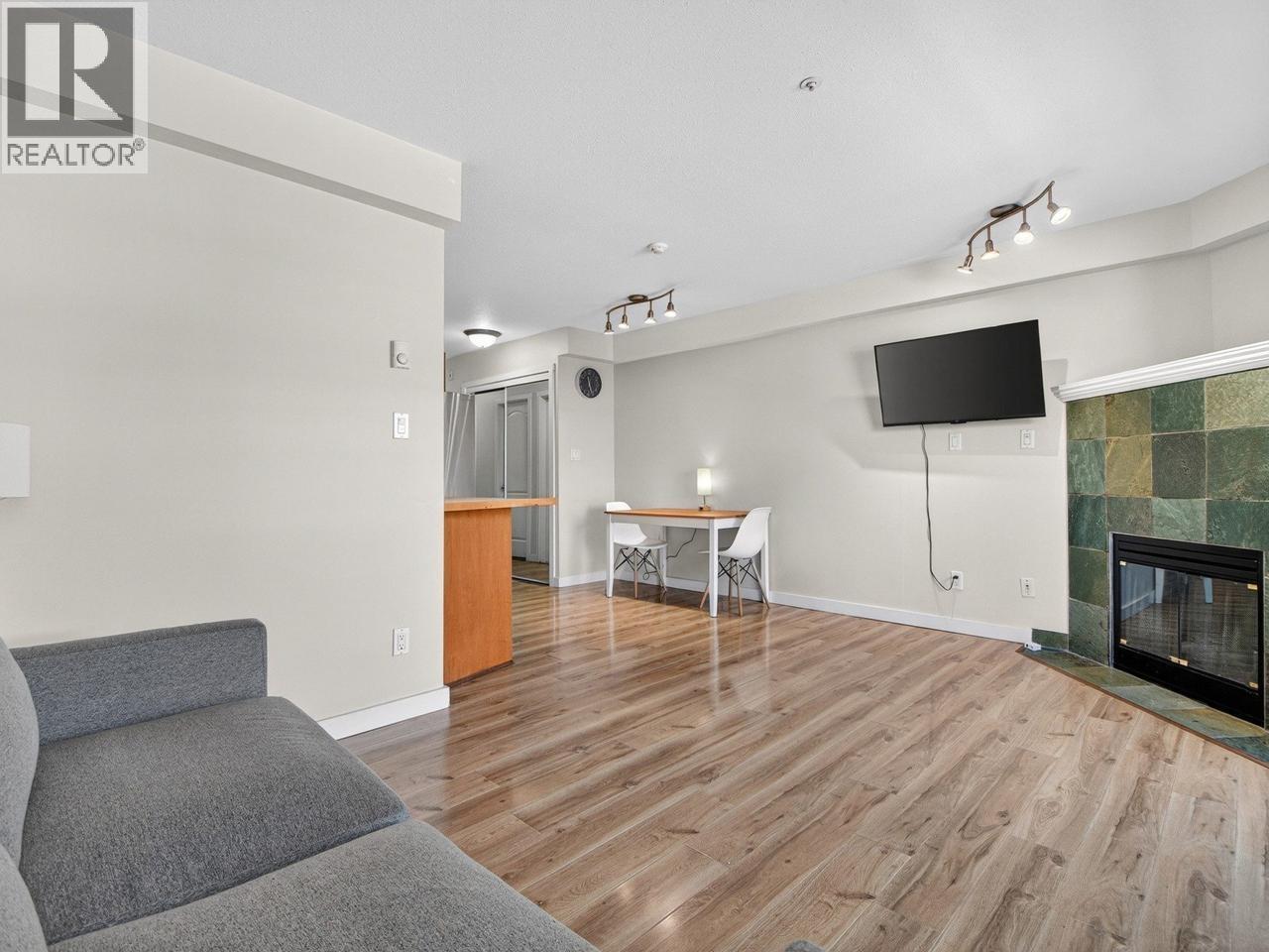 102 3788 W 10th Avenue, Vancouver, British Columbia  V6R 2G4 - Photo 5 - R3131529