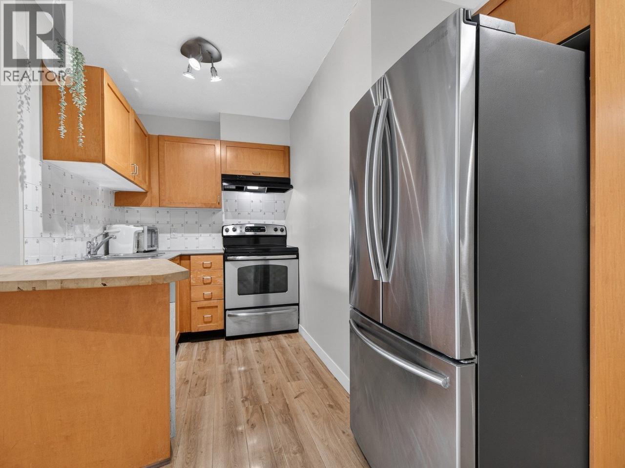 102 3788 W 10th Avenue, Vancouver, British Columbia  V6R 2G4 - Photo 9 - R3131529