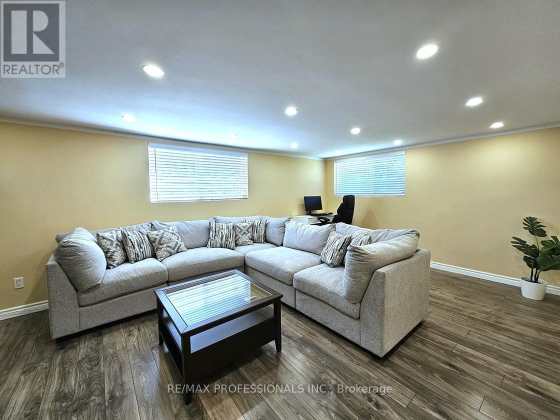 7 Berko Avenue, Hamilton, Ontario  L8V 2P8 - Photo 32 - X13232852