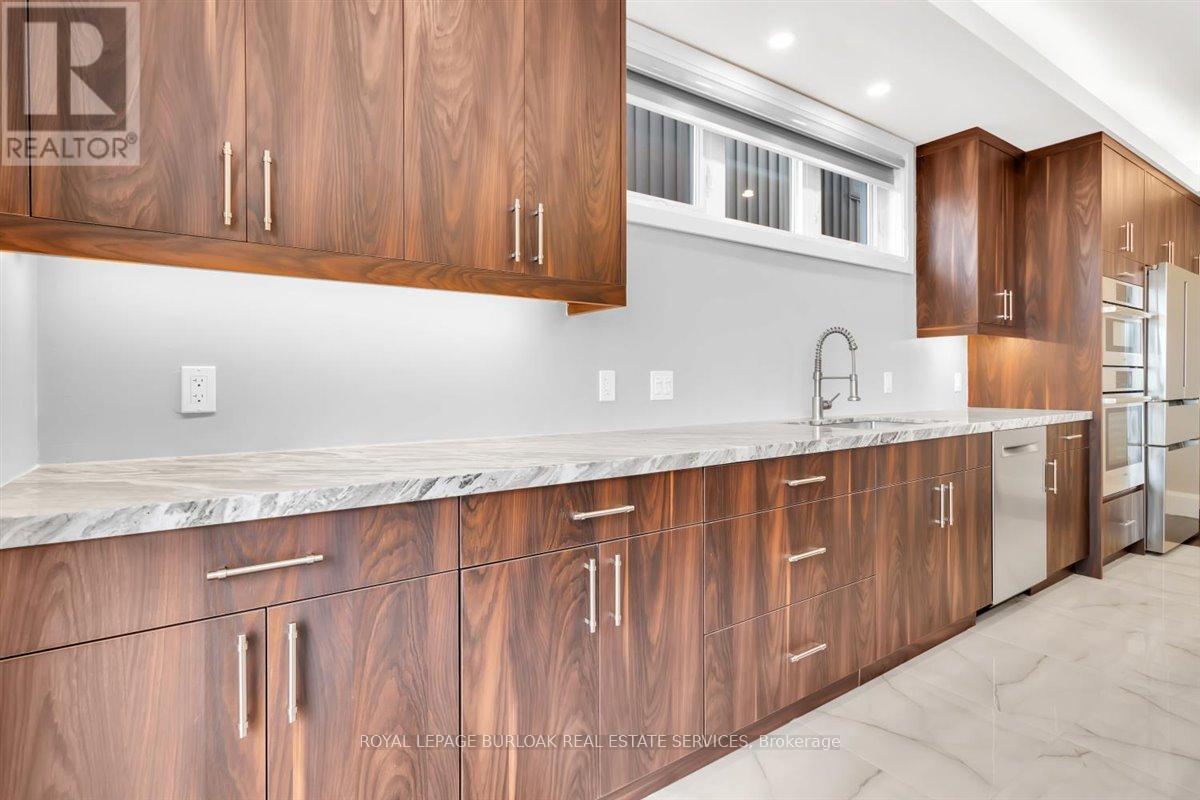 Upper - 255 Federal Street, Hamilton, Ontario  L8E 1P8 - Photo 11 - X13232904