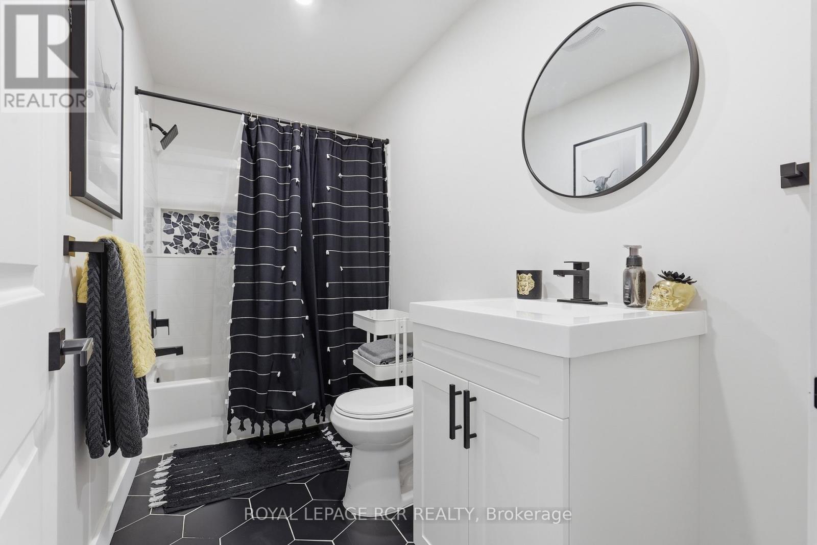 281 Smith Street, Wellington North (Arthur), Ontario  N0G 1A0 - Photo 29 - X13232930