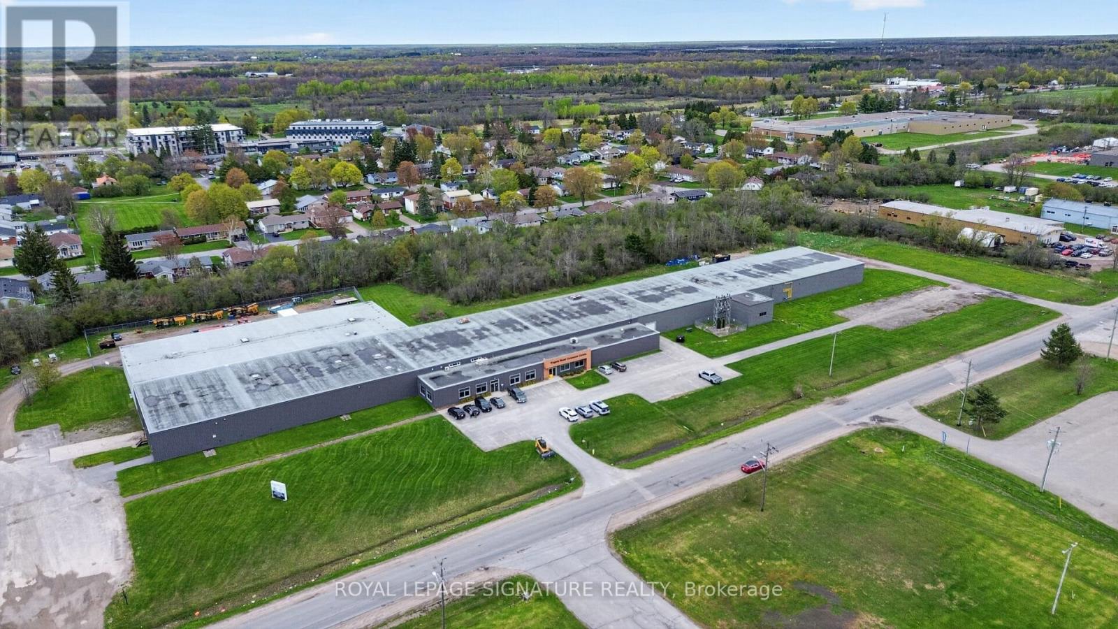 2000 ROGERS ROAD, Perth, Ontario
