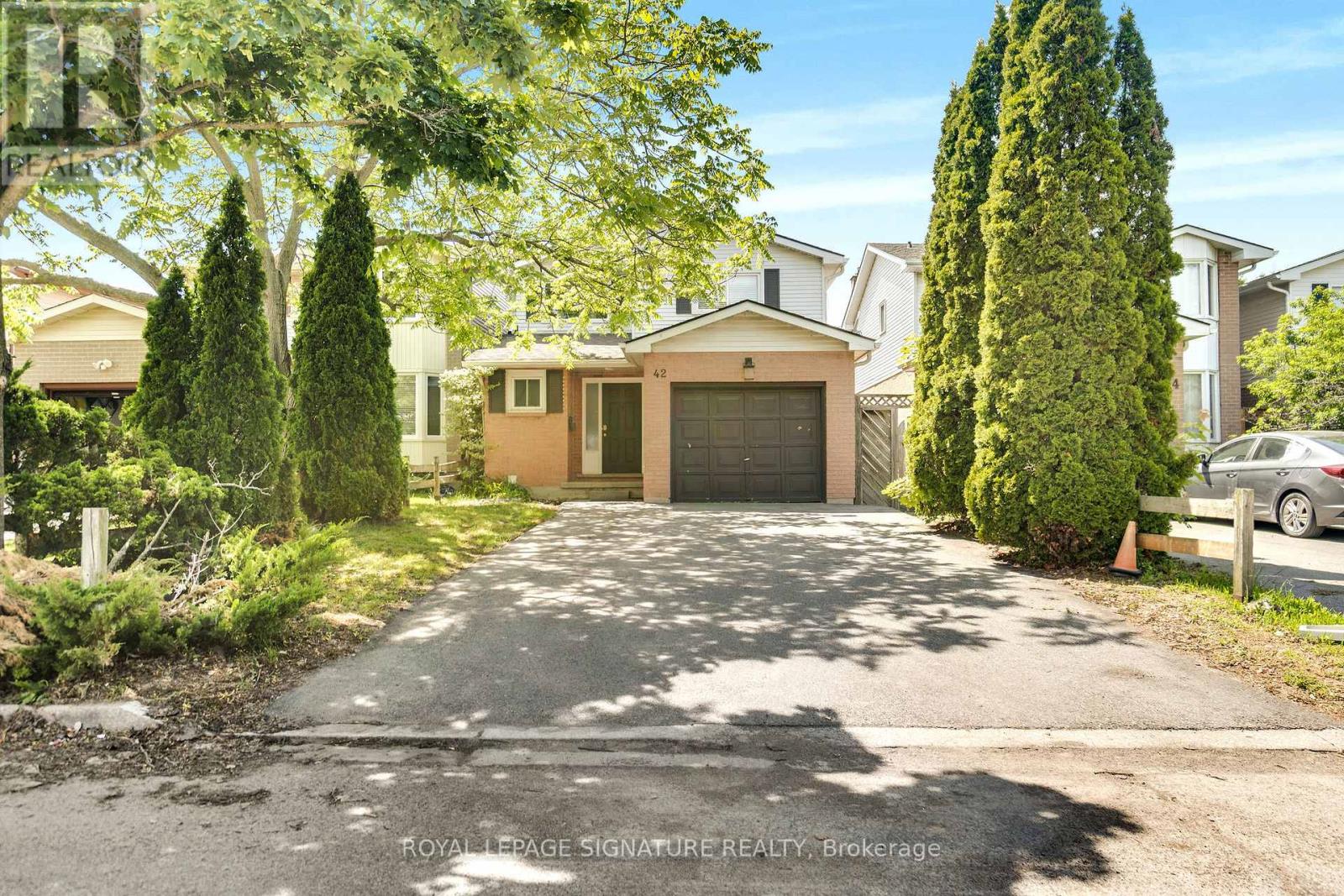 42 Baxter Crescent, Thorold, Ontario  L2V 4R6 - Photo 3 - X13233106