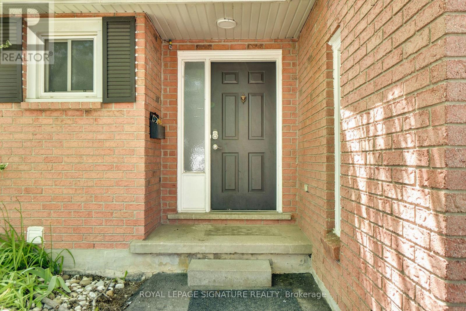 42 Baxter Crescent, Thorold, Ontario  L2V 4R6 - Photo 5 - X13233106