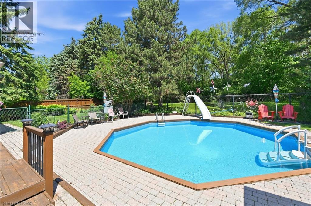951 Cloverleaf Drive, Burlington, Ontario  L7T 3Y8 - Photo 3 - 40832645