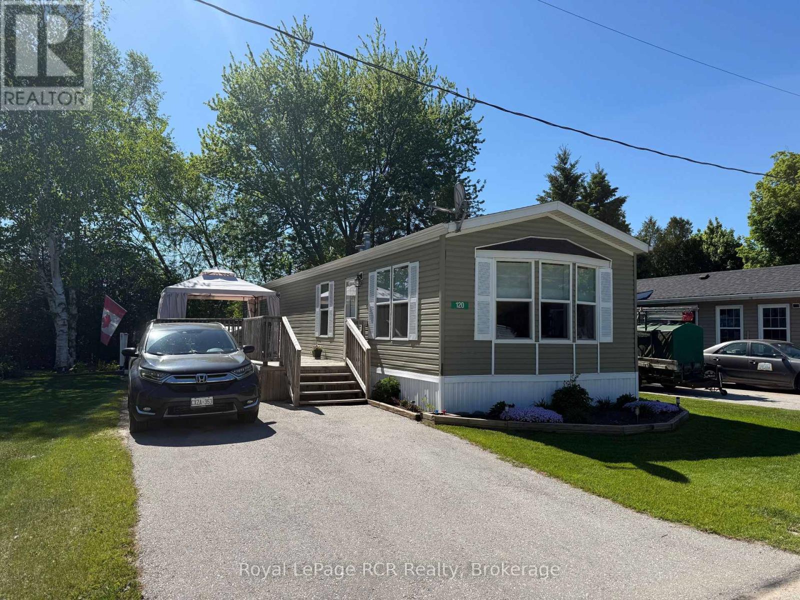 120 SUSSEX SQUARE, Georgian Bluffs, Ontario