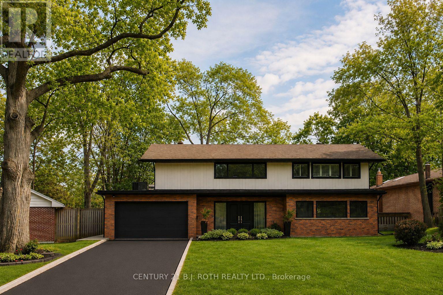29 CASTLE DRIVE, Barrie, Ontario