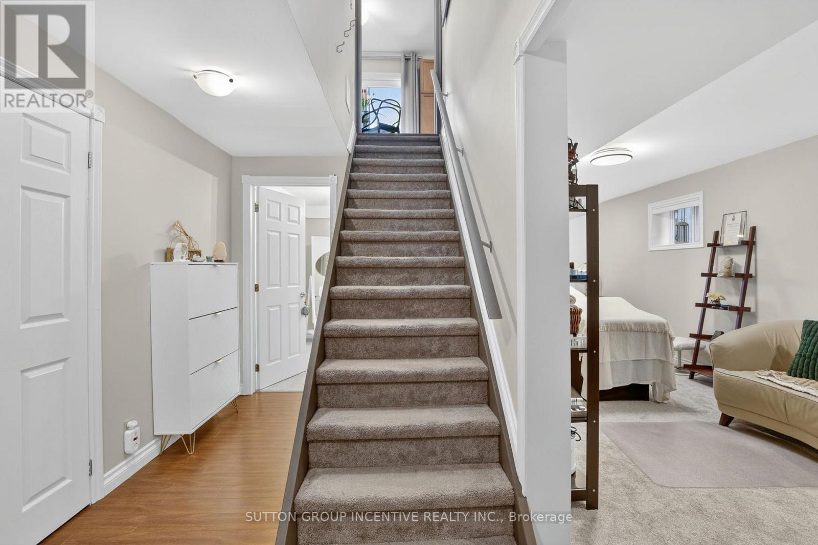 255 Pringle Drive, Barrie, Ontario  L4N 0P4 - Photo 26 - S13233182