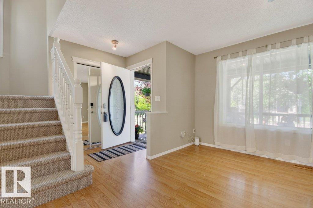 12215 18 Av SW SW, Edmonton, Alberta  T6W 1S3 - Photo 9 - E4491428