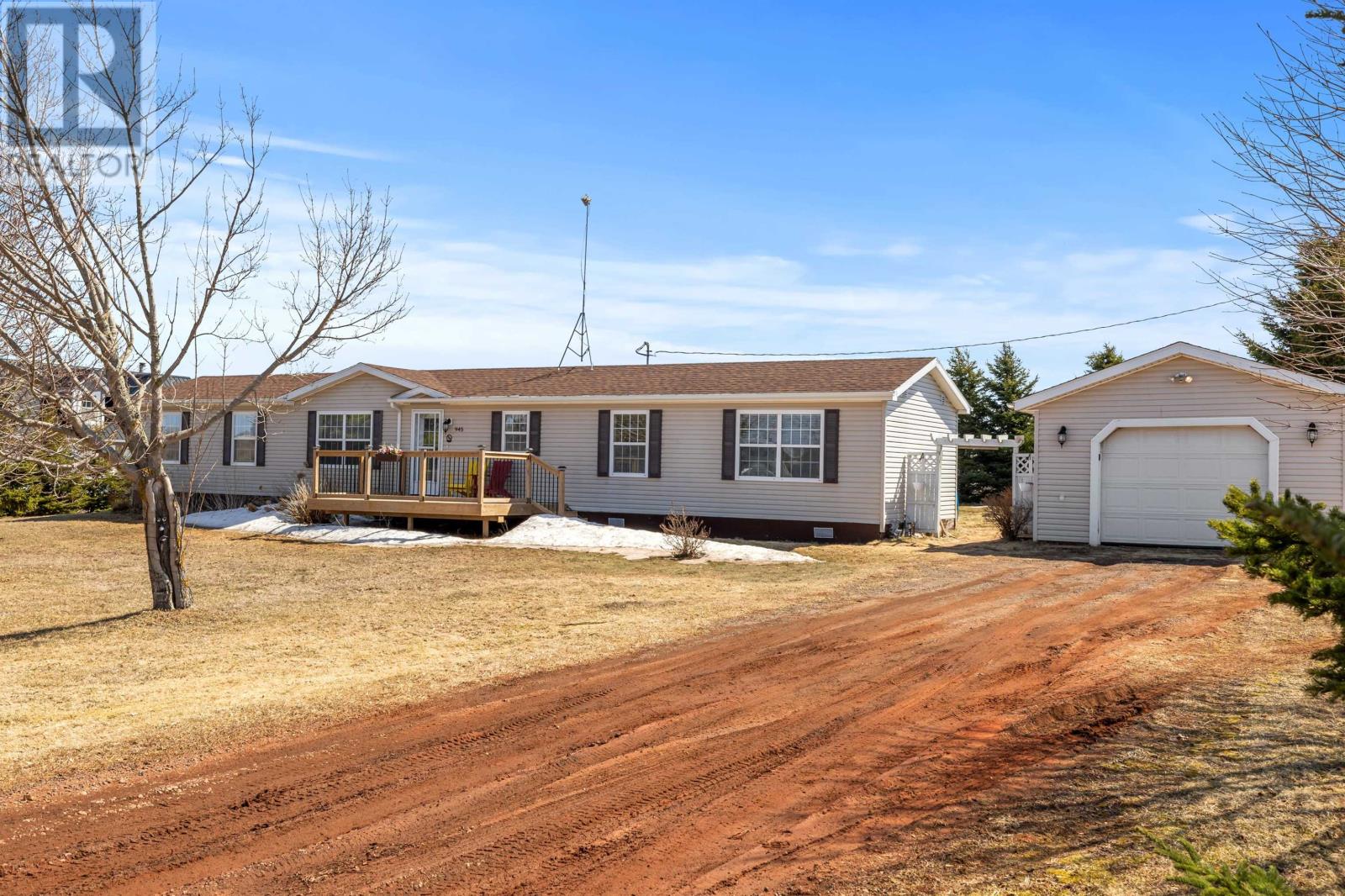 945 Newton Road, Kinkora, Prince Edward Island  C0B 1N0 - Photo 2 - 202613097