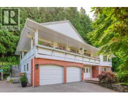5560 GREENLEAF ROAD, West Vancouver, British Columbia