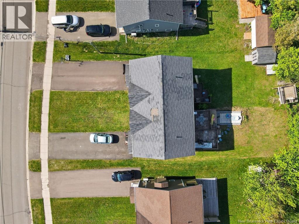 17 Whisperwood, Moncton, New Brunswick  E1G 0P7 - Photo 4 - NB140992