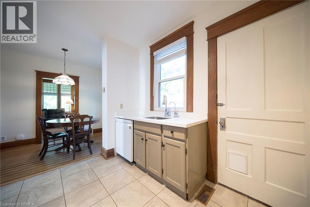 8 Abigail Avenue, Brantford, Ontario  N3R 4R7 - Photo 17 - 40836115