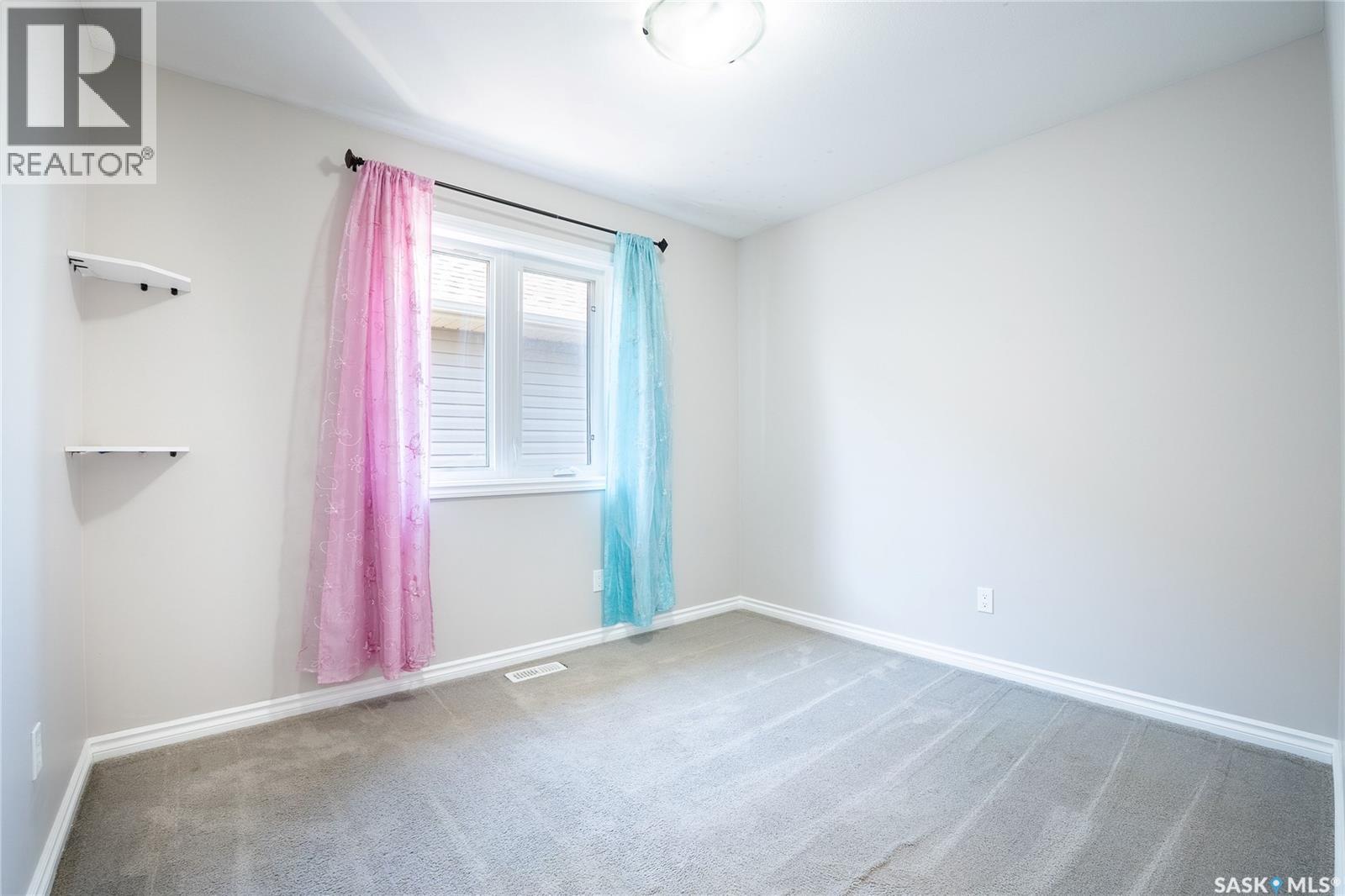 334 Dickson Crescent, Saskatoon, Saskatchewan S7T 0T8 - Photo 14 - SK038058