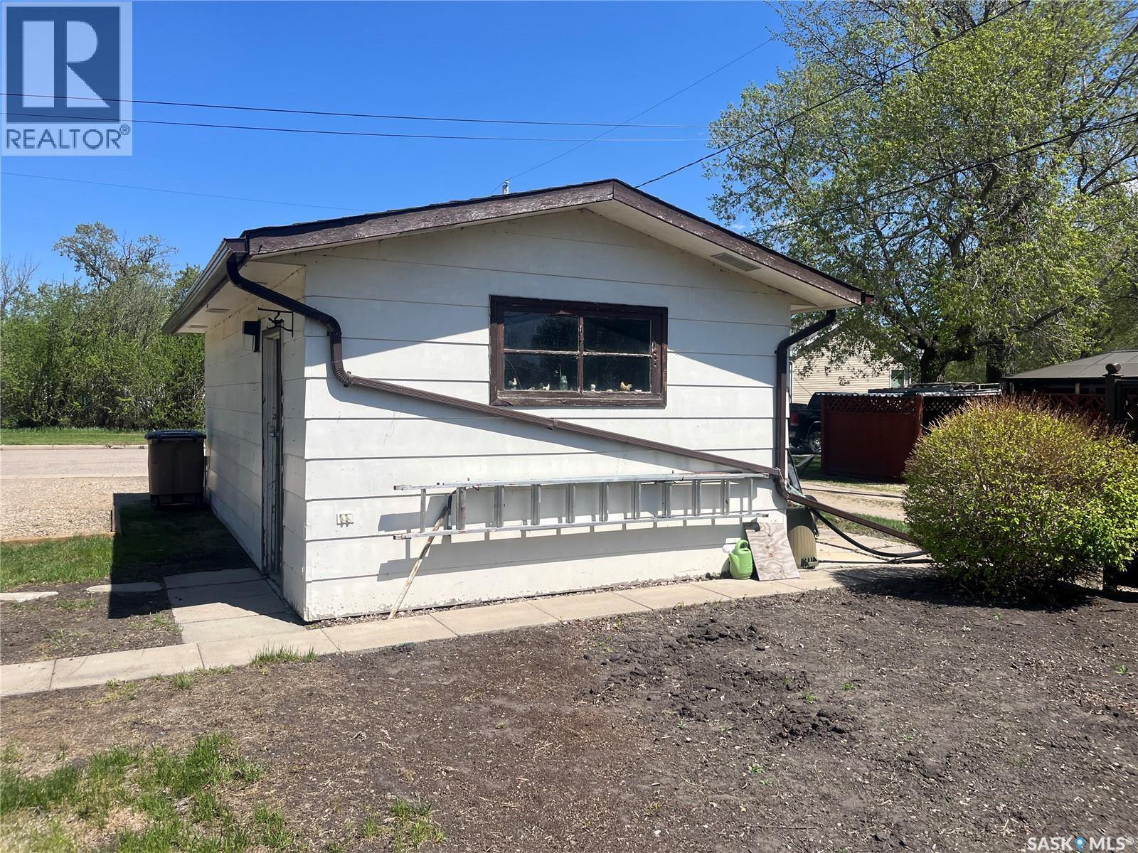 98 3rd Street Ne, Wadena, Saskatchewan  S0A 4J0 - Photo 29 - SK038035