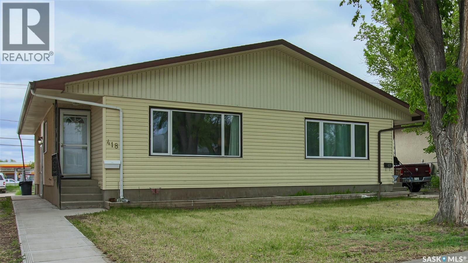 418 Froom Crescent, Regina, Saskatchewan  S4N 1T6 - Photo 1 - SK038023
