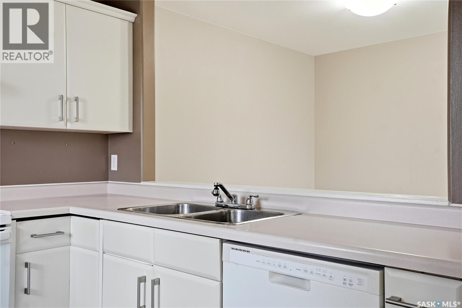 105 615 Perehudoff Crescent, Saskatoon, Saskatchewan  S7N 4K6 - Photo 17 - SK038002