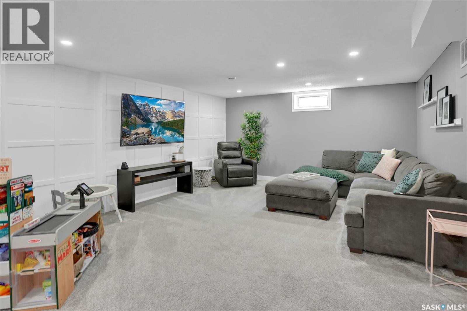 28 Pleasantview Bay, Regina, Saskatchewan  S4R 5H3 - Photo 30 - SK037868