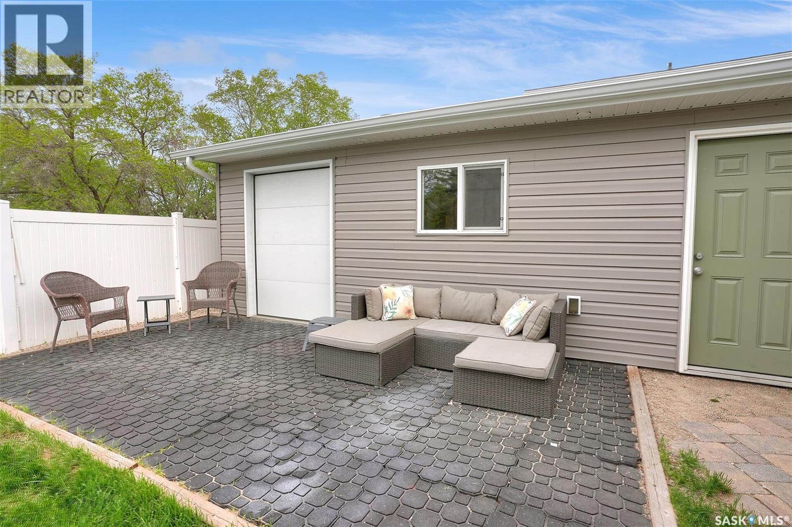 28 Pleasantview Bay, Regina, Saskatchewan  S4R 5H3 - Photo 41 - SK037868