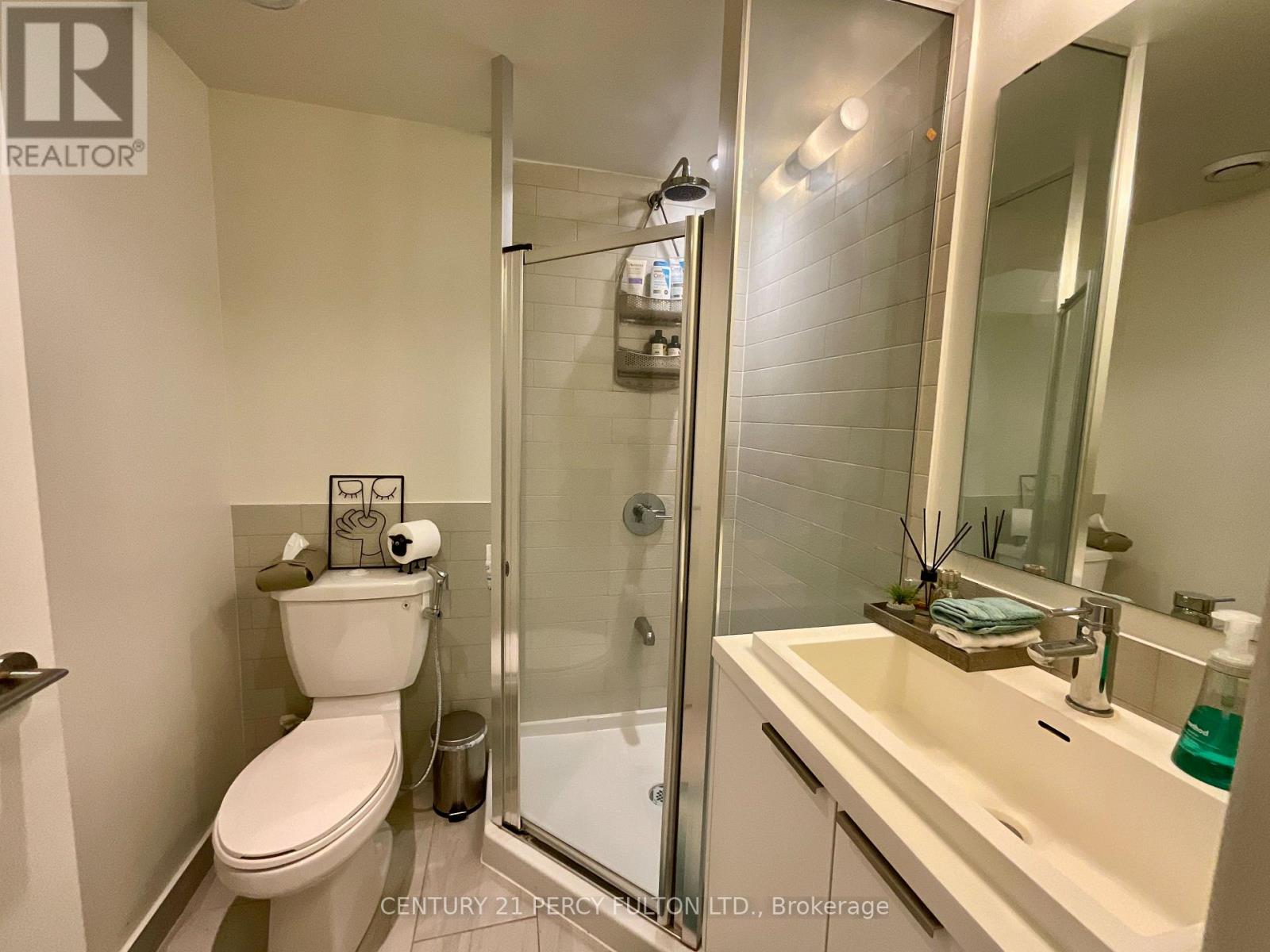 2101 - 6 Sonic Way, Toronto, Ontario  M3C 0P1 - Photo 10 - C13233194