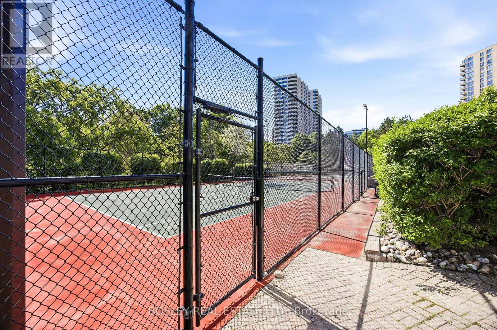 611 - 5 Concorde Place, Toronto, Ontario  M3C 3M8 - Photo 46 - C13233238