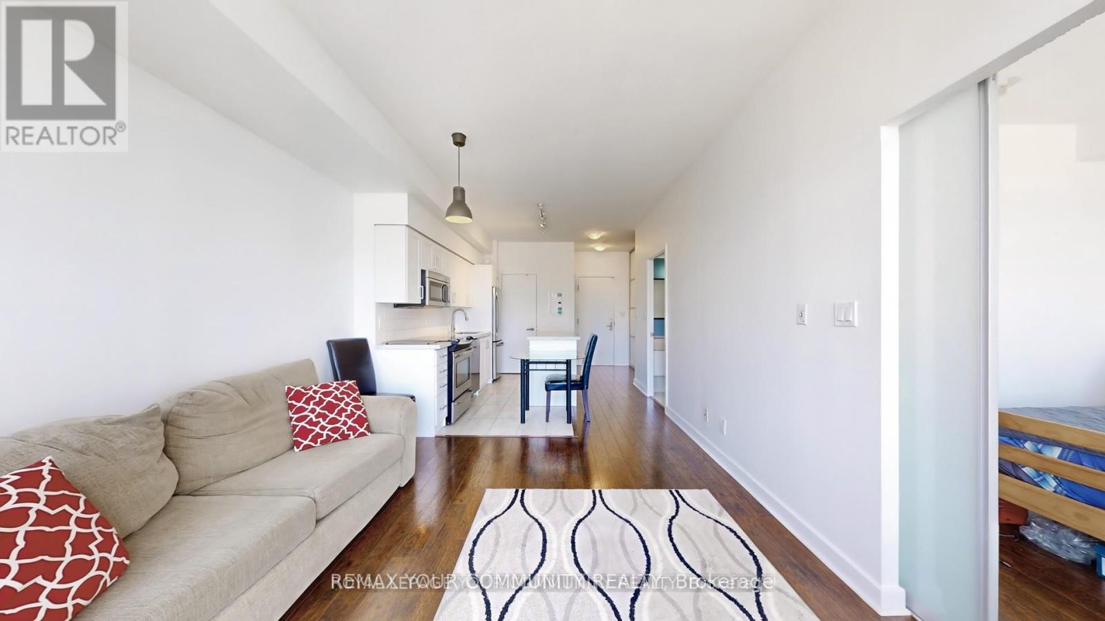 2305 - 126 Simcoe St Street, Toronto, Ontario  M5H 4E6 - Photo 6 - C13233262