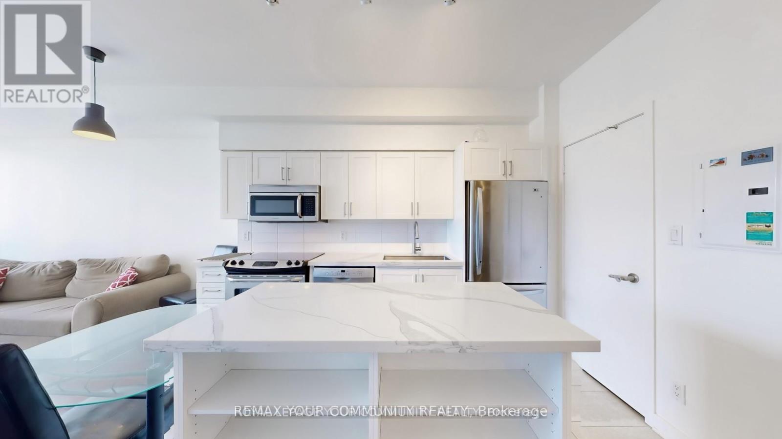 2305 - 126 Simcoe St Street, Toronto, Ontario  M5H 4E6 - Photo 9 - C13233262