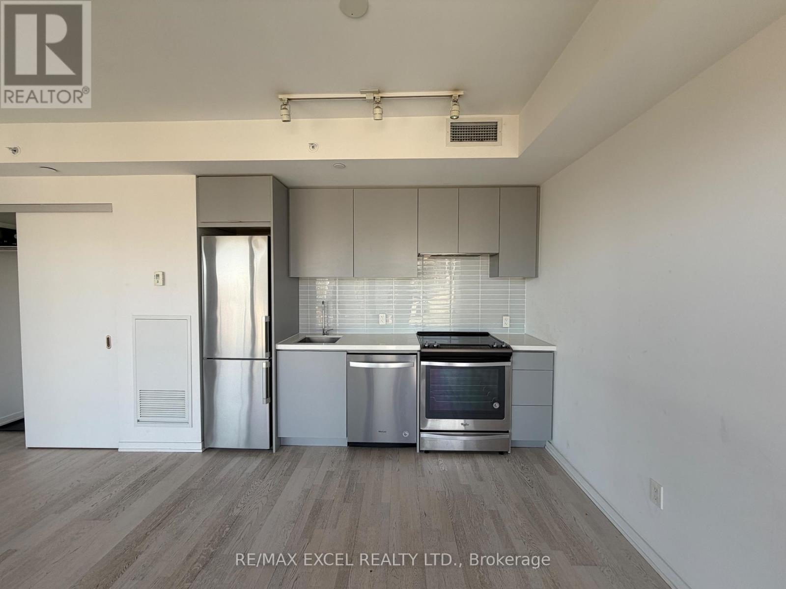 1901 - 60 Colborne Street, Toronto, Ontario  M5E 1E3 - Photo 6 - C13233284
