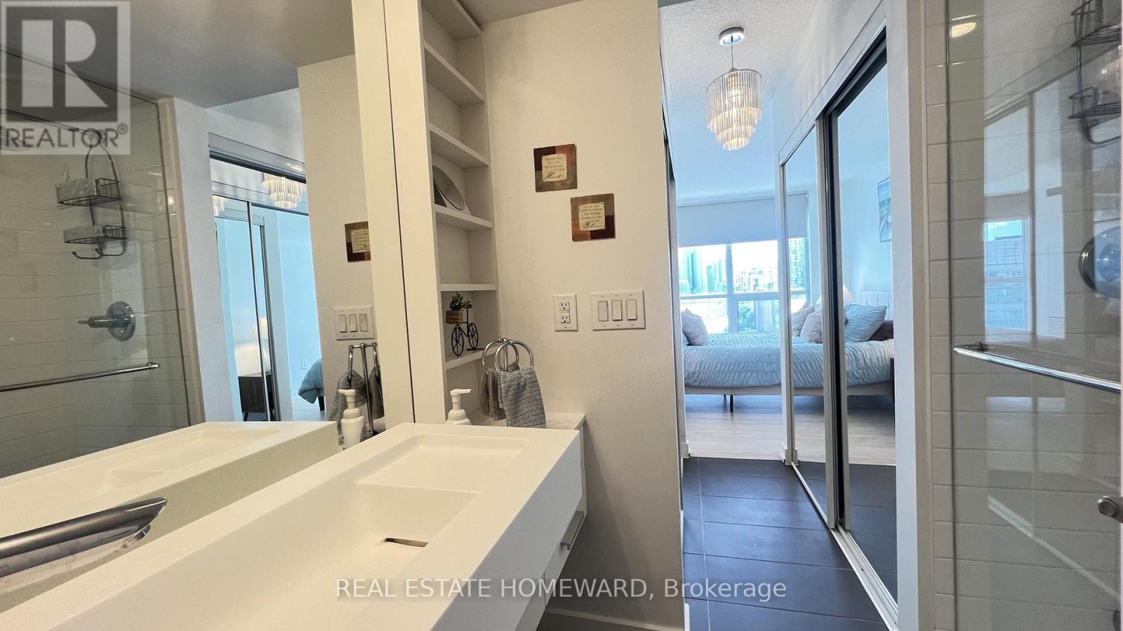 1512 - 38 Dan Leckie Way, Toronto, Ontario  M5V 2V6 - Photo 16 - C13233316