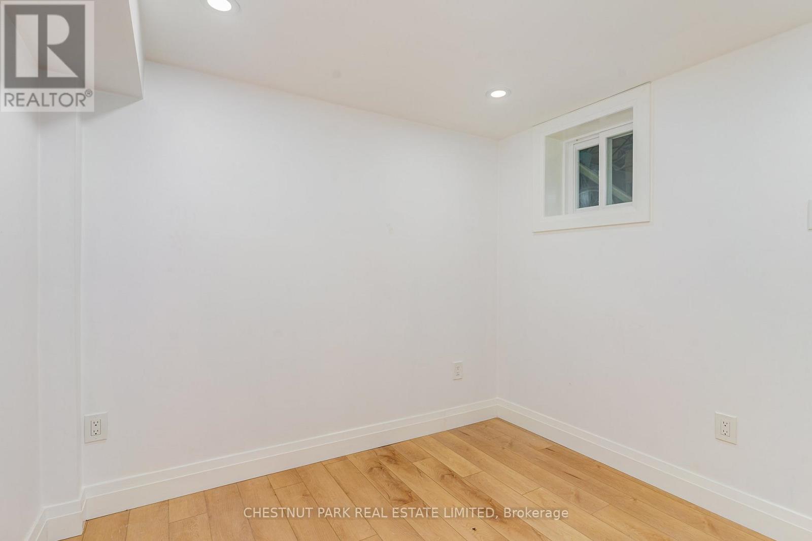 Ll - 901 Manning Avenue, Toronto, Ontario  M6G 2X5 - Photo 12 - C13233340