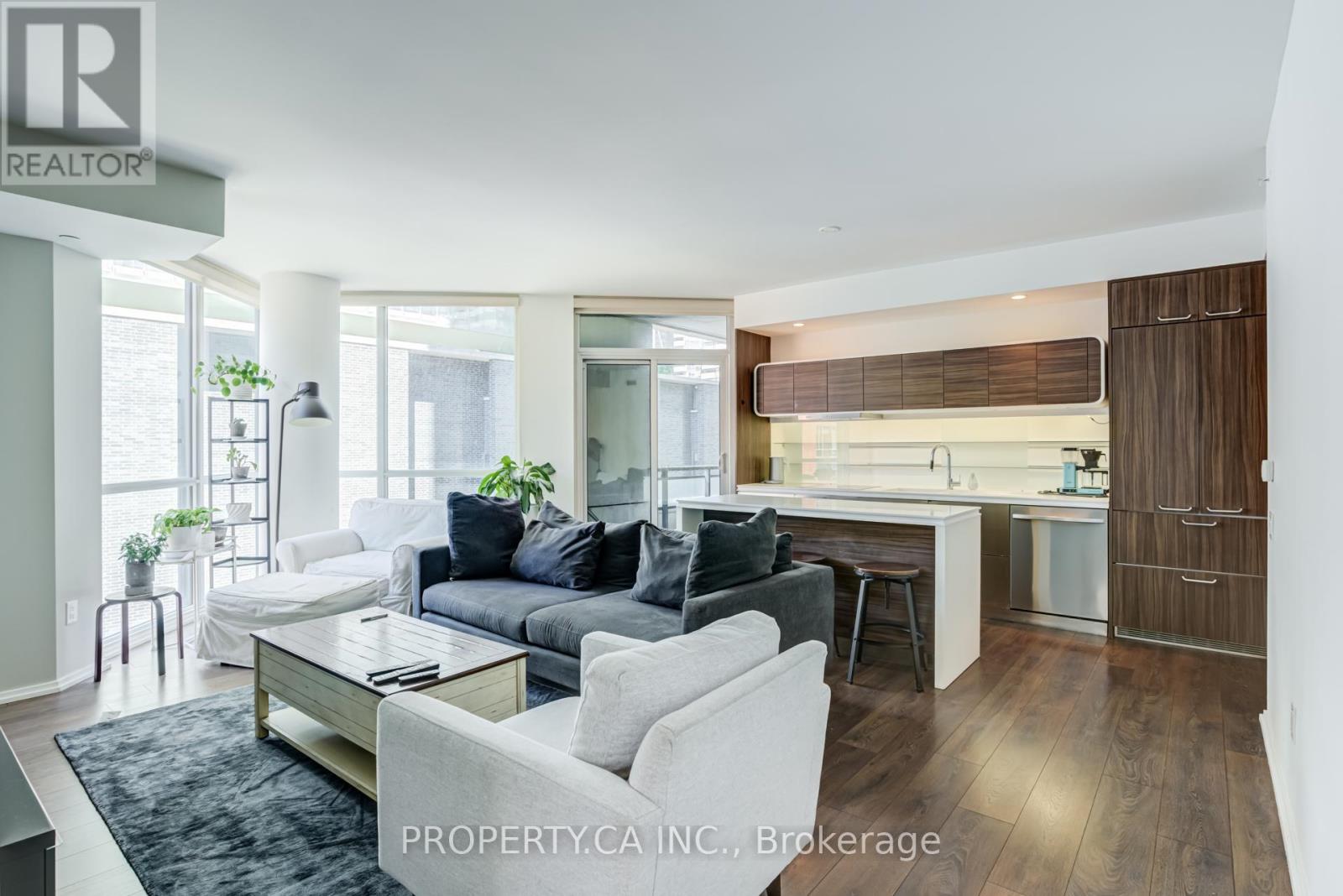 502 - 45 Charles Street E, Toronto, Ontario  M4Y 1R9 - Photo 2 - C13233350