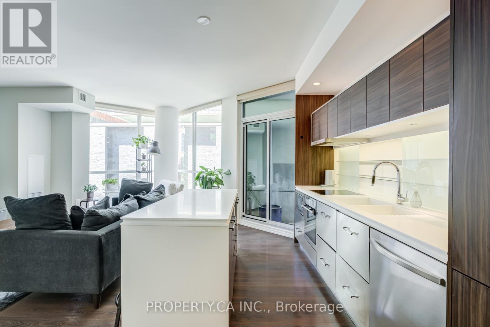 502 - 45 Charles Street E, Toronto, Ontario  M4Y 1R9 - Photo 3 - C13233350