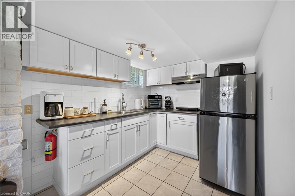 23 Duchess Court, Hamilton, Ontario  L8E 1A4 - Photo 30 - 40834130