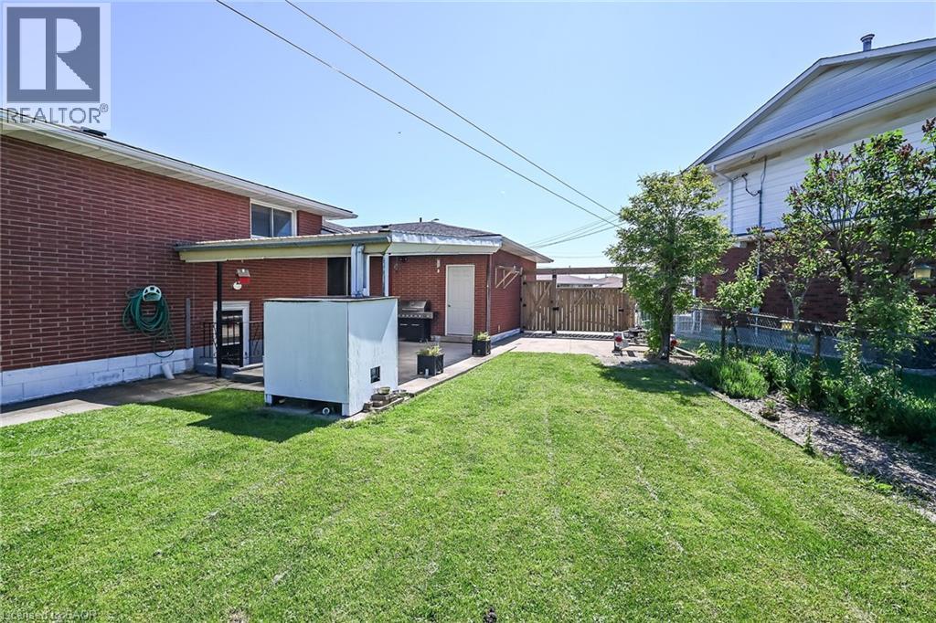 23 Duchess Court, Hamilton, Ontario  L8E 1A4 - Photo 37 - 40834130