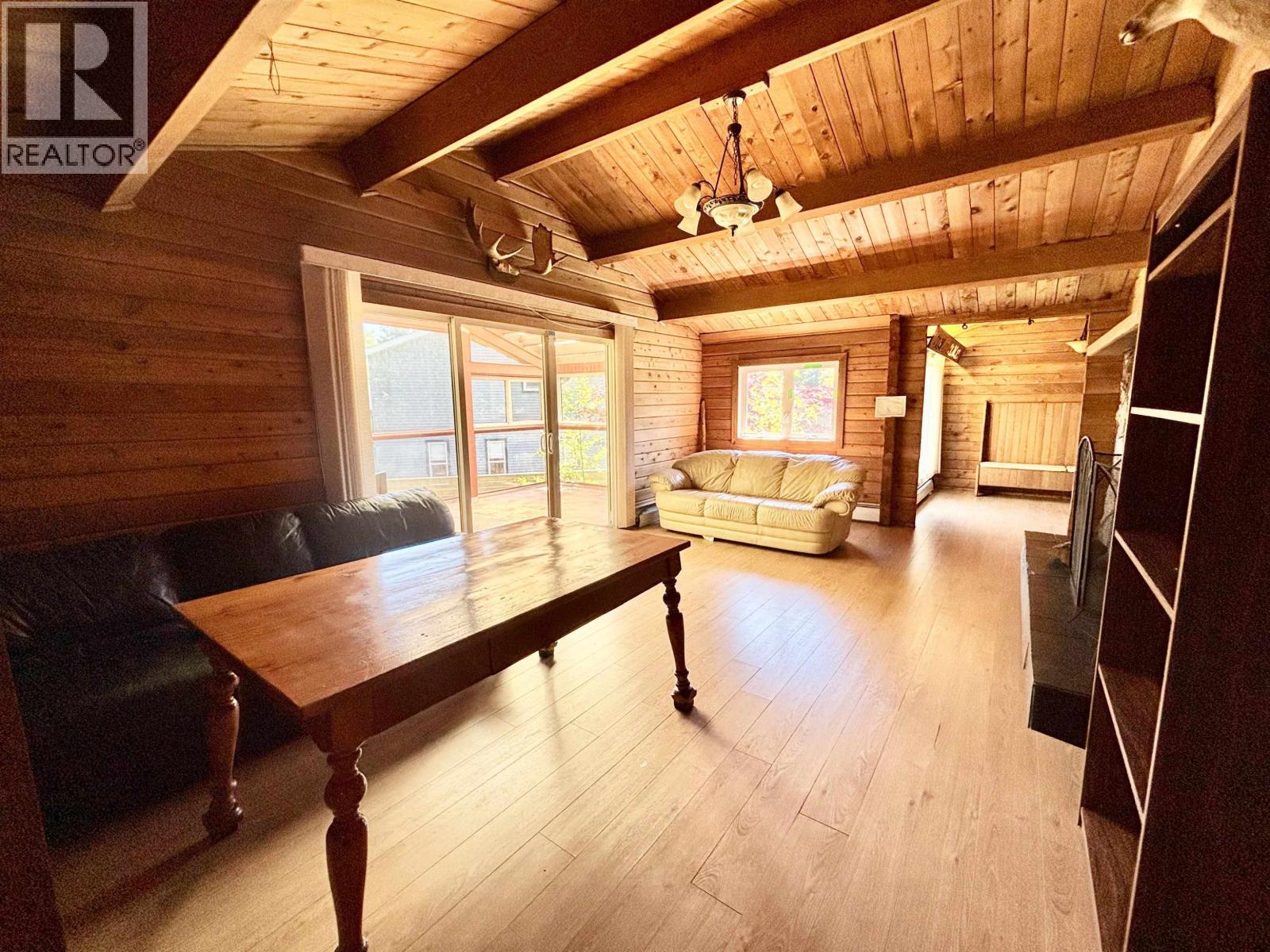41 Amos Street, Kitimat, British Columbia  V8C 1A5 - Photo 10 - R3130553