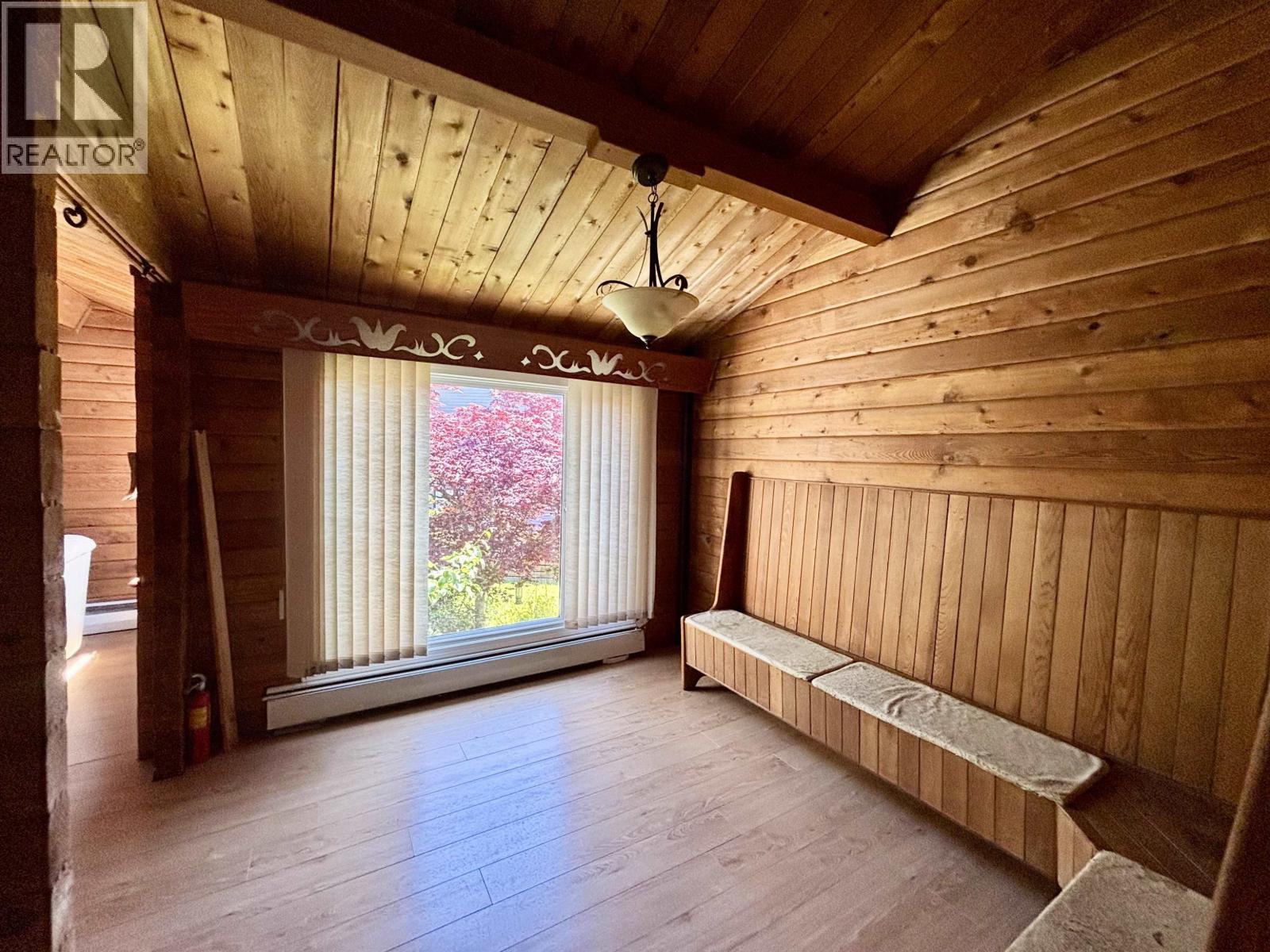 41 Amos Street, Kitimat, British Columbia  V8C 1A5 - Photo 8 - R3130553