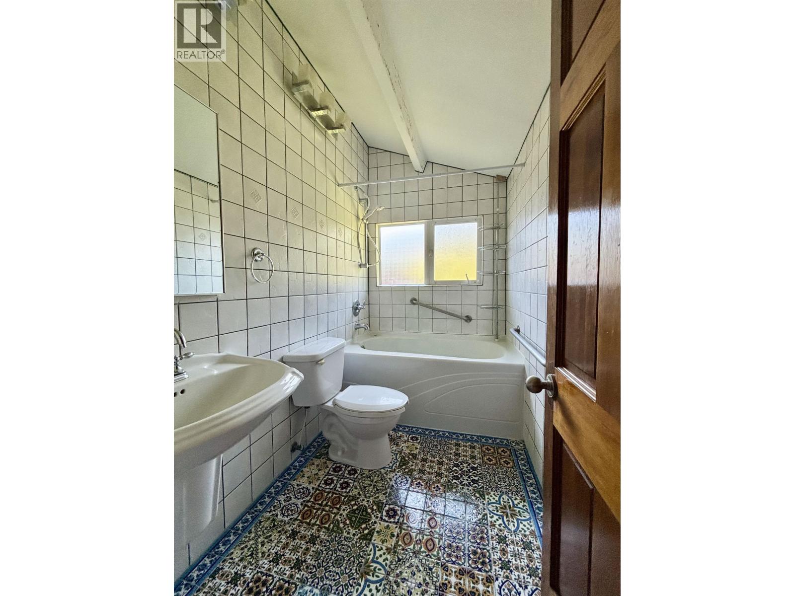 41 Amos Street, Kitimat, British Columbia  V8C 1A5 - Photo 16 - R3130553